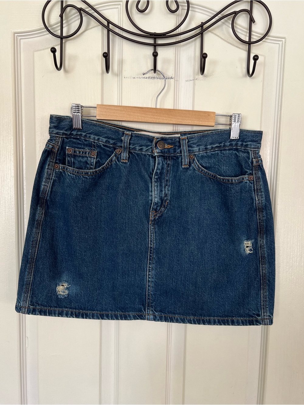 Gap Jeans Y2K Distressed Denim Mini Skirt Medium Wash